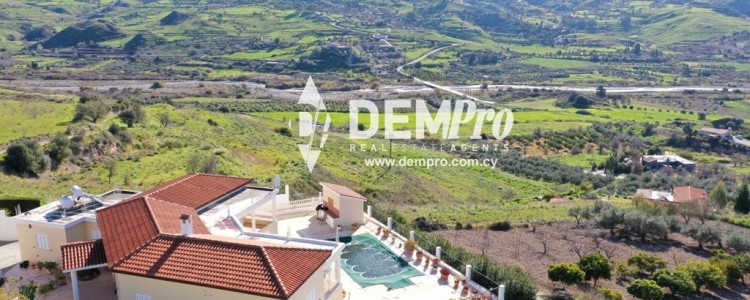 Villa in Paphos Valley
